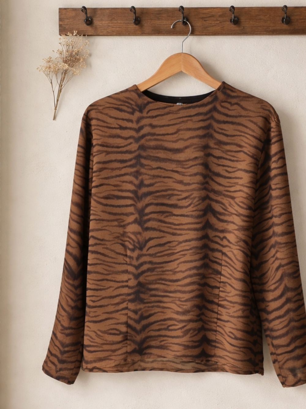 Jones New York Brown and Black Tiger-Print Blouse